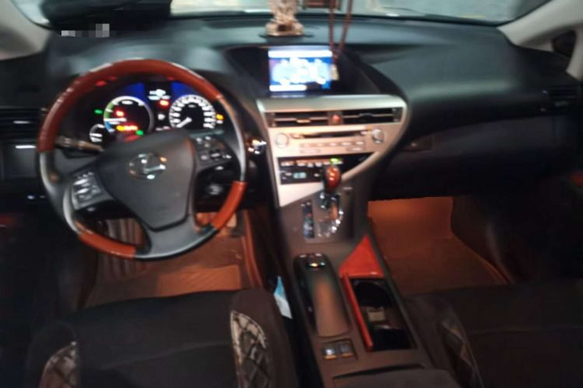 Used Lexus RX Classic 2009 450h Center Console