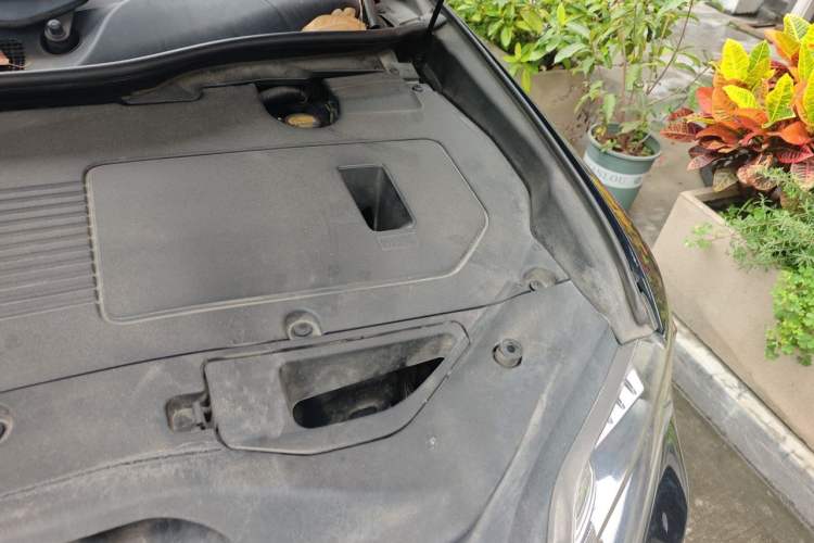 Used Lexus RX Classic 2009 450h Engine Bay Left