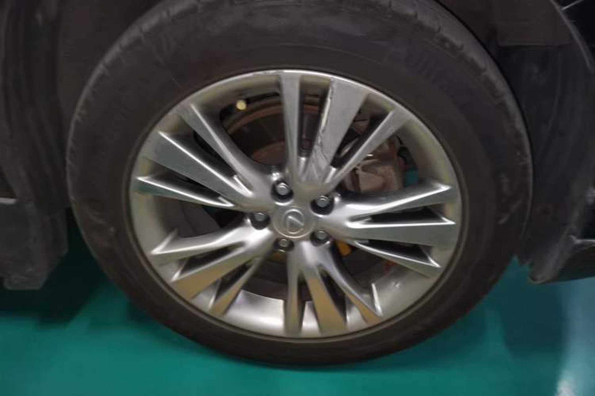 Used Lexus RX Classic 2009 450h Right Front Wheel Hub