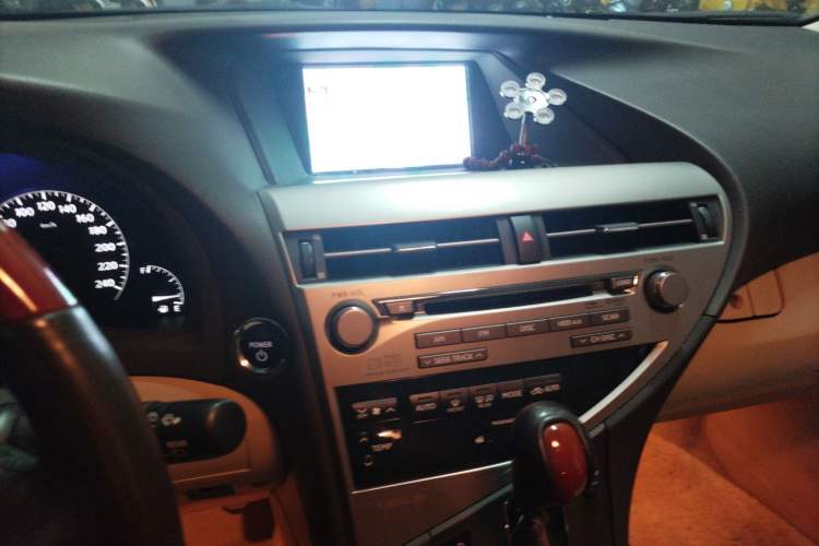 Used Lexus RX Classic 2009 450h Audio And AC Panel