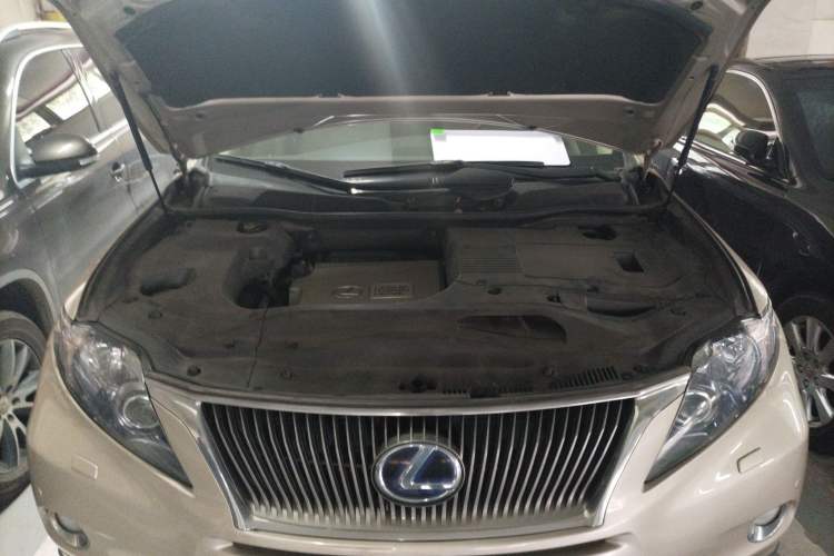 Used Lexus RX Classic 2009 450h Engine Bay