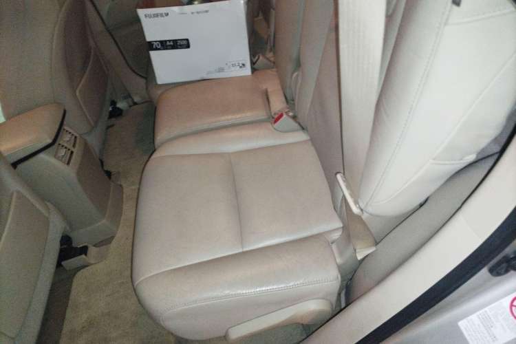Used Lexus RX Classic 2009 450h Left Rear Seat