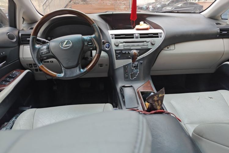 Used Lexus RX Classic 2009 450h Center Console