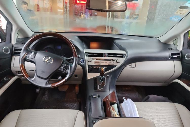 Used Lexus RX Classic 2009 450h Center Console