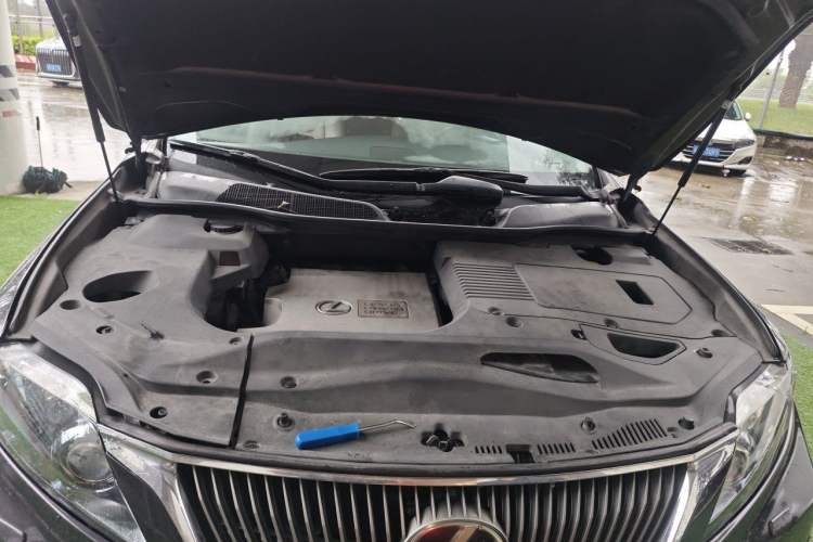 Used Lexus RX Classic 2009 450h Engine Bay
