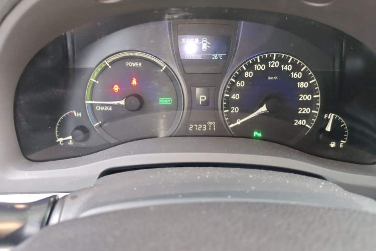 Used Lexus RX Classic 2009 450h Odometer Close Up