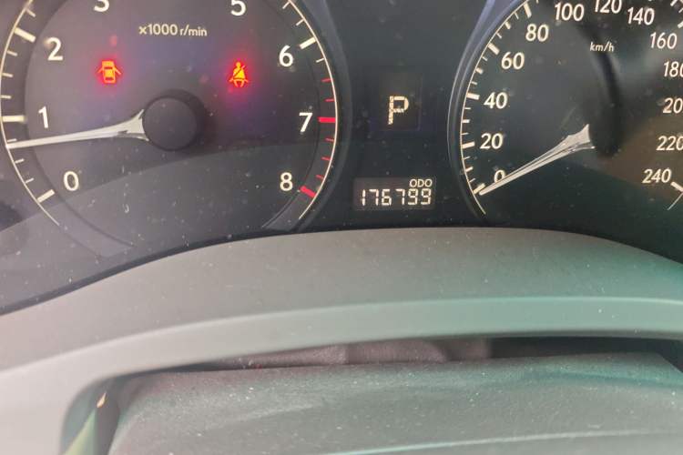 Used Lexus RX Classic 2009 350 Luxury Edition Odometer Close Up