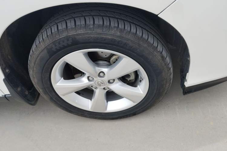Used Lexus RX Classic 2009 350 Luxury Edition Right Front Wheel Hub