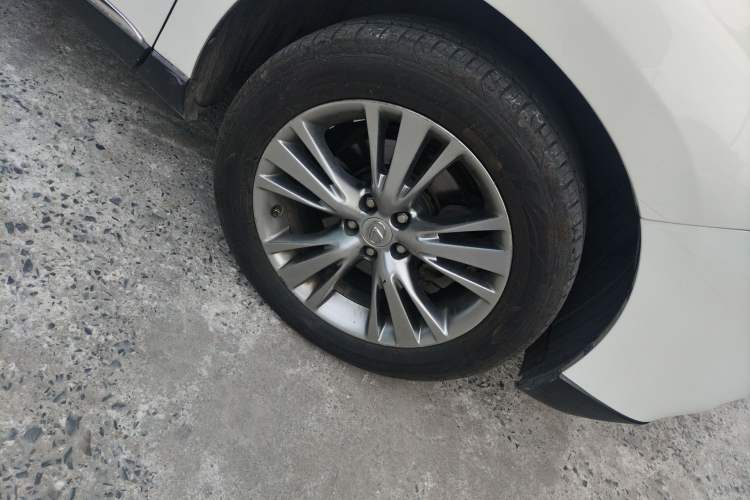 Used Lexus RX Classic 2009 450h Right Front Wheel Hub