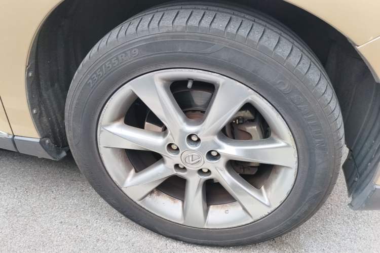 Used Lexus RX Classic 2009 350 Luxury Edition Right Front Wheel Hub