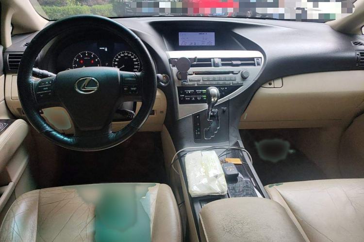 Used Lexus RX Classic 2010 350 Elegant Edition Interior 2