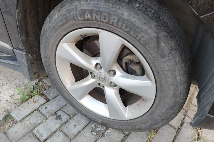 Used Lexus RX Classic 2010 350 Elegant Edition Right Front Wheel Hub