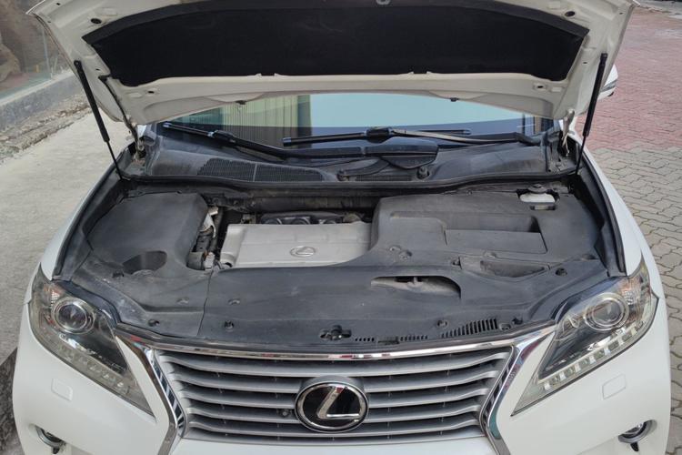 Used Lexus RX Classic 2010 350 Elegant Edition Engine Bay