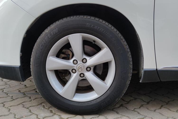 Used Lexus RX Classic 2010 350 Elegant Edition Left Front Wheel Hub