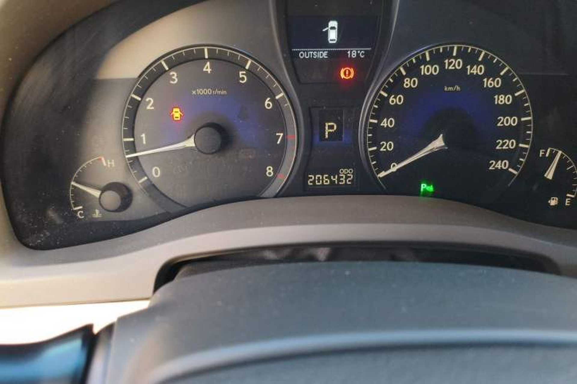 Used Lexus RX Classic 2010 350 Elegant Edition Odometer Close Up