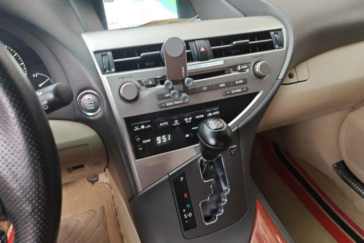 Used Lexus RX Classic 2011 270 Luxury Edition Audio And AC Panel