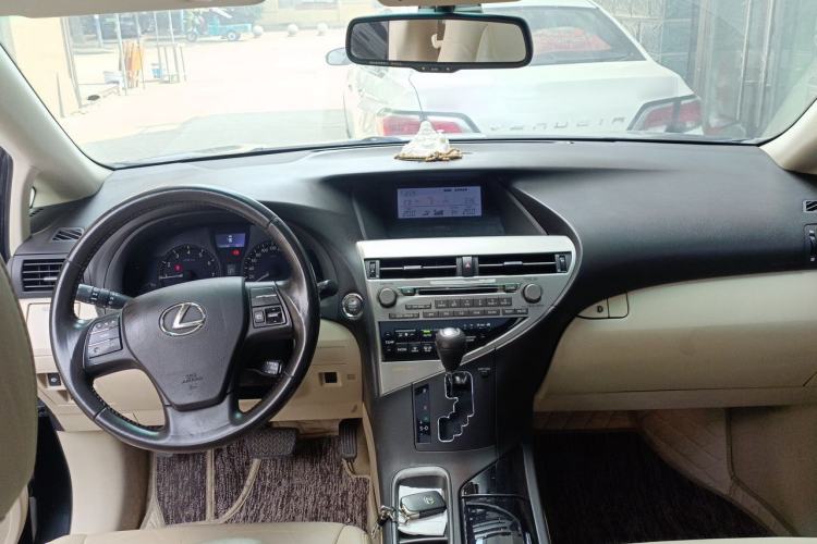 Used Lexus RX Classic 2011 270 Elegant Edition Center Console