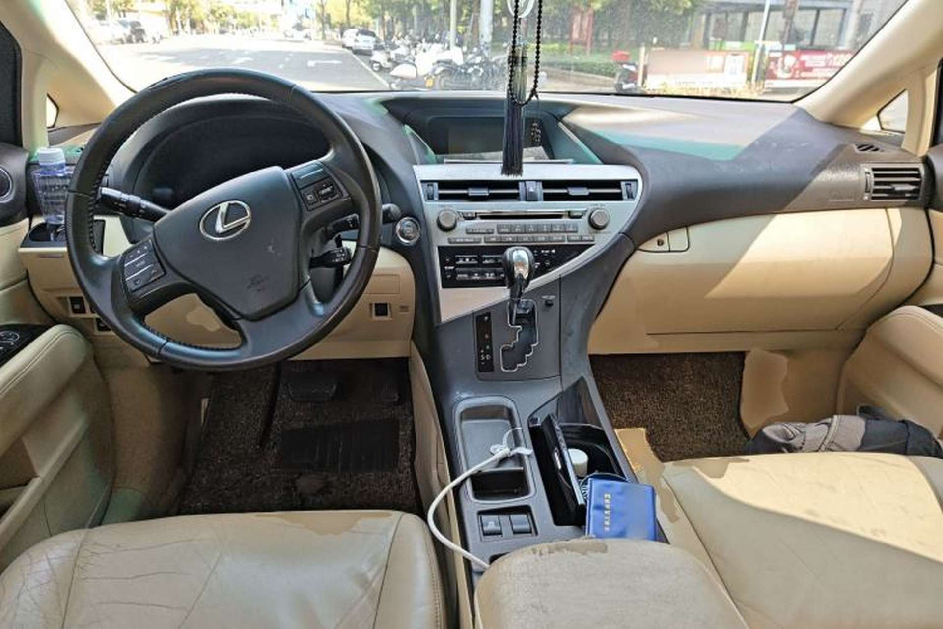 Used Lexus RX Classic 2011 270 Elegant Edition Center Console