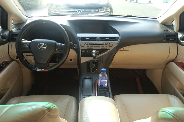 Used Lexus RX Classic 2011 270 Luxury Edition Center Console