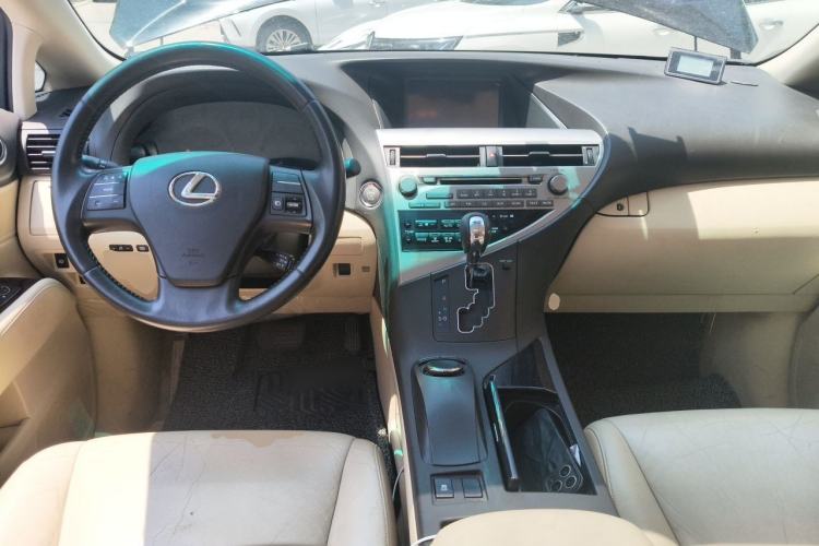 Used Lexus RX Classic 2011 270 Elegant Edition Center Console