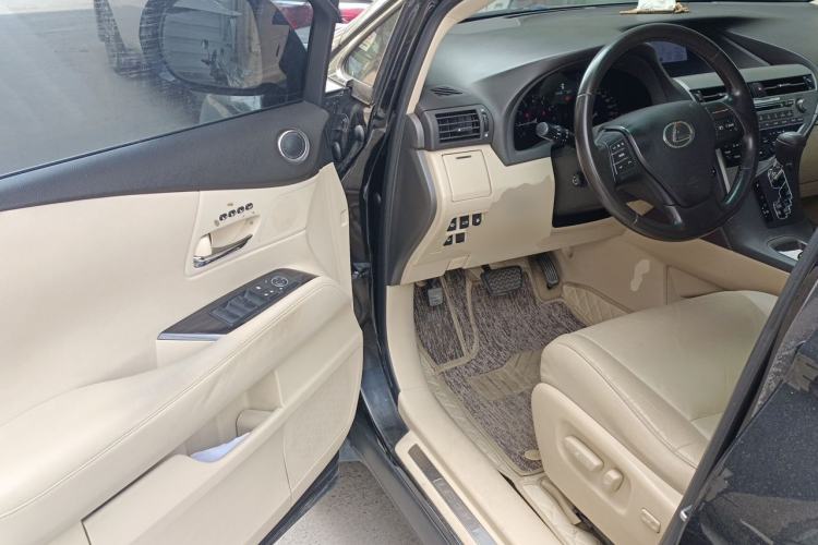 Used Lexus RX Classic 2011 270 Elegant Edition Driver Seat