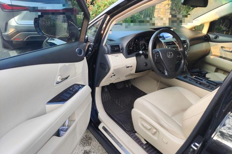 Used Lexus RX Classic 2011 270 Elegant Edition Driver Seat