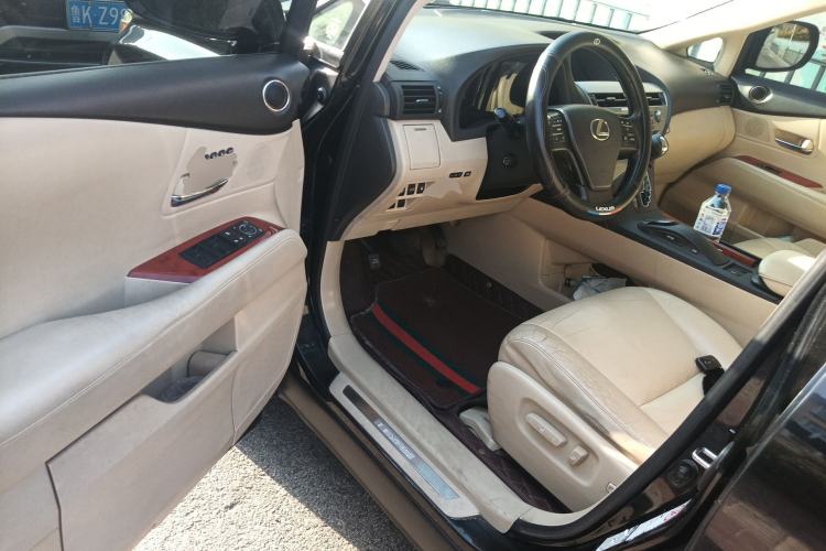Used Lexus RX Classic 2011 270 Luxury Edition Driver Seat