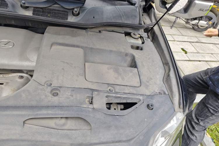 Used Lexus RX Classic 2011 270 Elegant Edition Engine Bay Left
