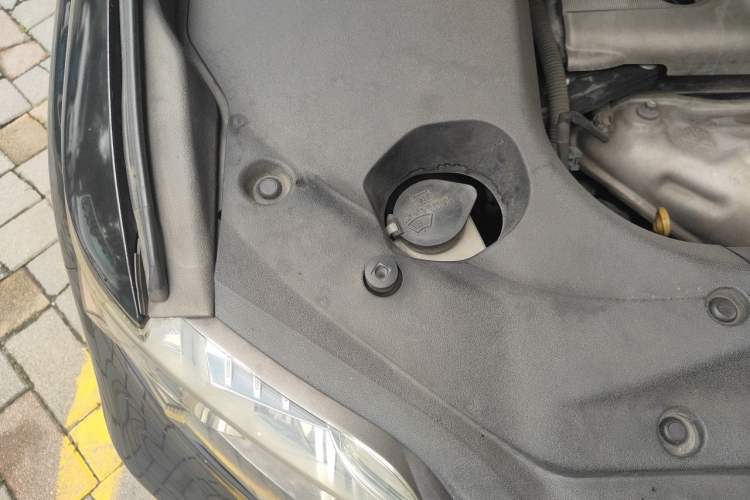 Used Lexus RX Classic 2011 270 Elegant Edition Engine Bay Right