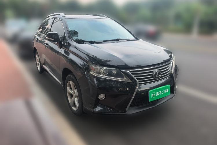 Used Lexus RX Classic 2011 270 Luxury Edition Front Right 45 Deg