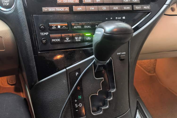 Used Lexus RX Classic 2011 270 Luxury Edition Gear Lever