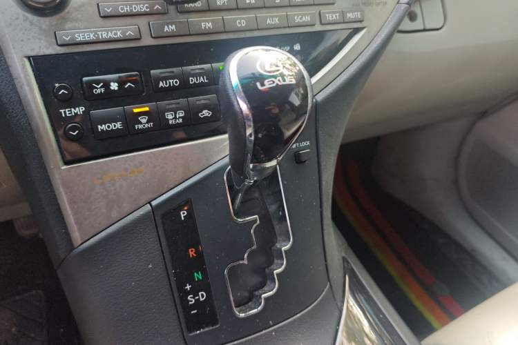 Used Lexus RX Classic 2011 270 Elite Edition Gear Lever
