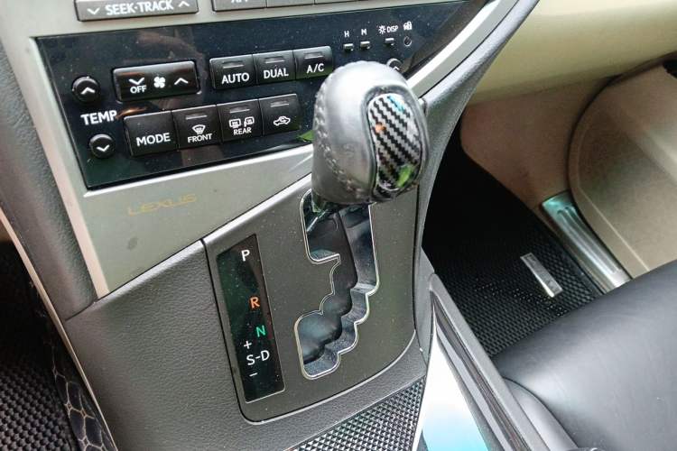 Used Lexus RX Classic 2011 270 Elegant Edition Gear Lever