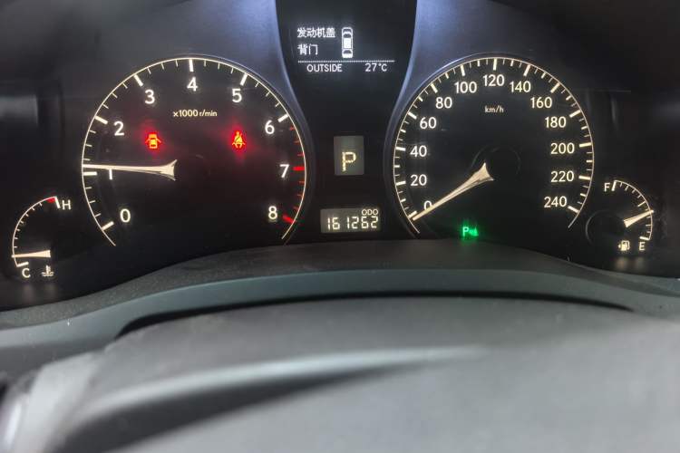 Used Lexus RX Classic 2011 270 Luxury Edition Odometer Close Up