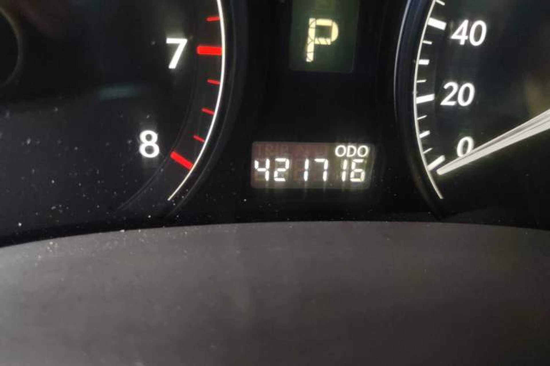 Used Lexus RX Classic 2011 270 Elegant Edition Odometer Close Up