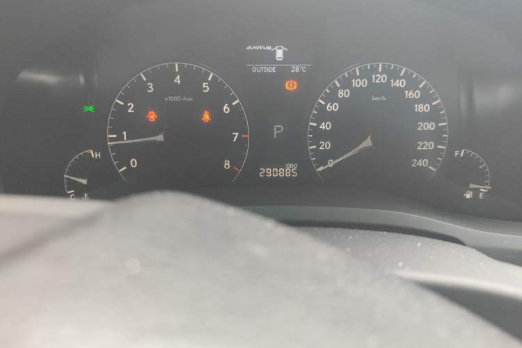 Used Lexus RX Classic 2011 270 Elegant Edition Odometer Close Up