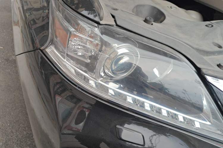 Used Lexus RX Classic 2011 270 Luxury Edition Right Front Headlight