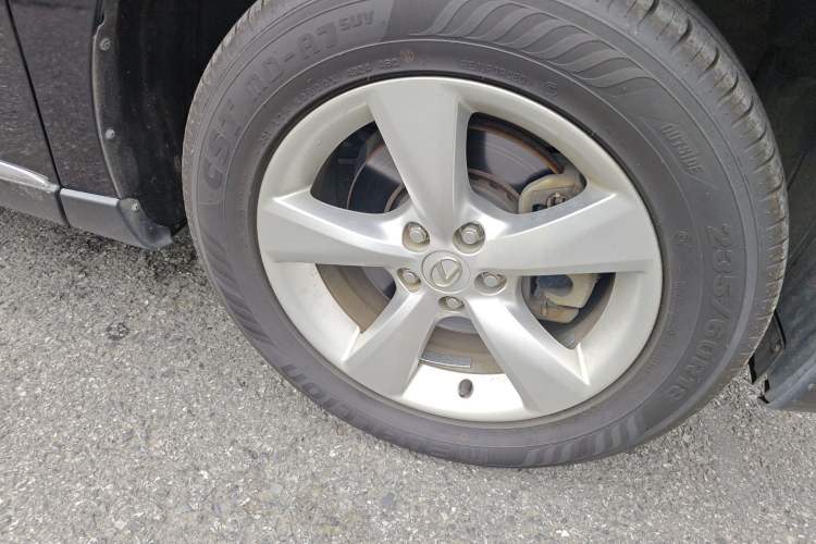 Used Lexus RX Classic 2011 270 Elegant Edition Right Front Wheel Hub