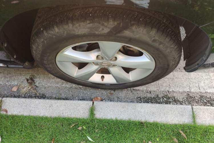 Used Lexus RX Classic 2011 270 Elegant Edition Right Front Wheel Hub