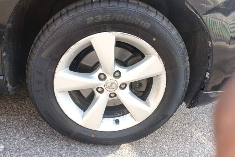 Used Lexus RX Classic 2011 270 Luxury Edition Right Front Wheel Hub