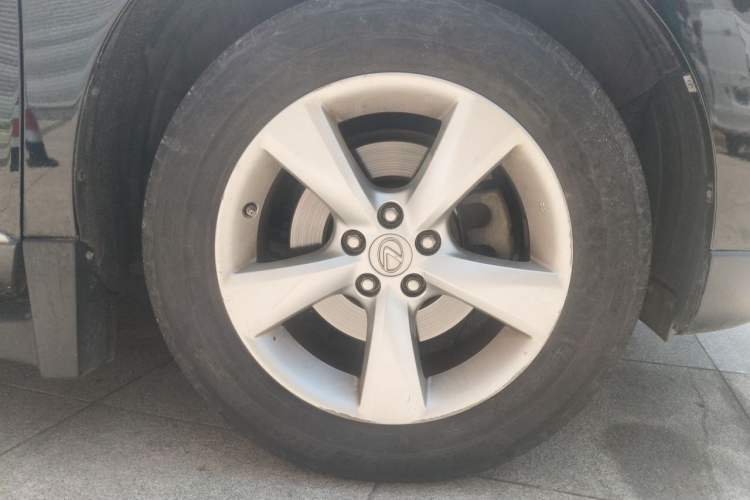 Used Lexus RX Classic 2011 270 Elegant Edition Right Front Wheel Hub
