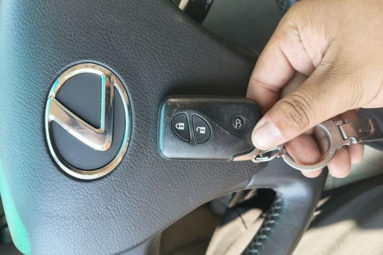 Used Lexus RX Classic 2011 270 Elegant Edition Vehicle Key