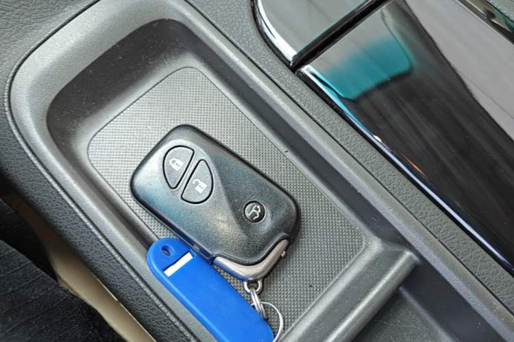 Used Lexus RX Classic 2011 270 Elegant Edition Vehicle Key