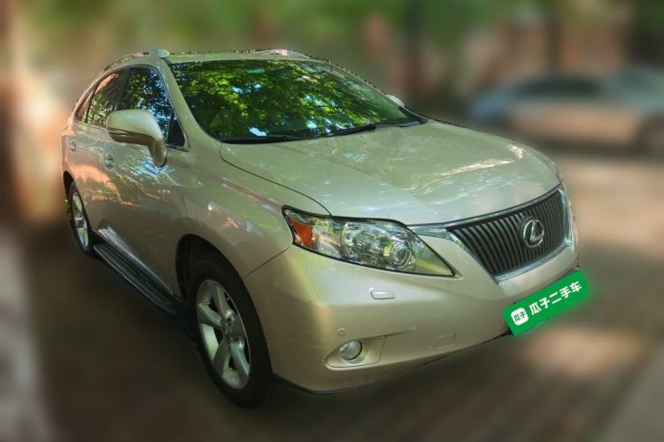 Used Lexus RX Classic 2011 270 Luxury Edition Front Right 45 Deg