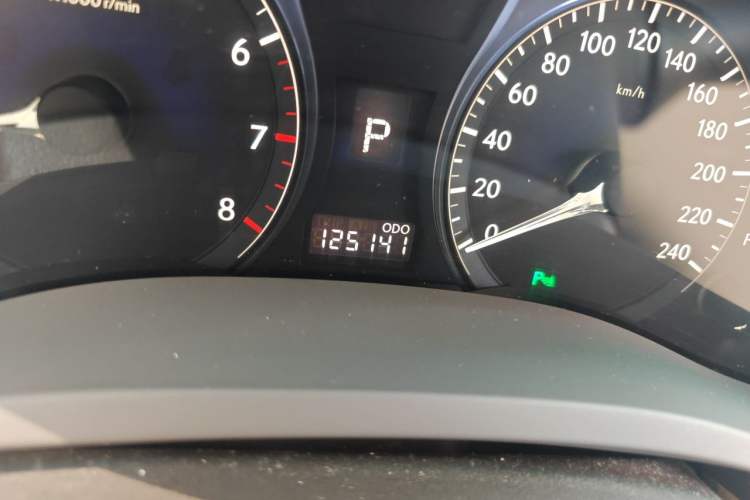 Used Lexus RX Classic 2011 270 Elegant Edition Odometer Close Up