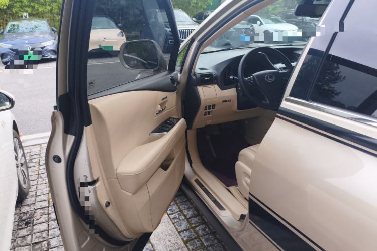 Used Lexus RX Classic 2011 270 Elegant Edition Driver Seat