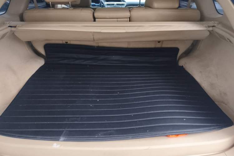 Used Lexus RX Classic 2011 270 Elegant Edition Trunk