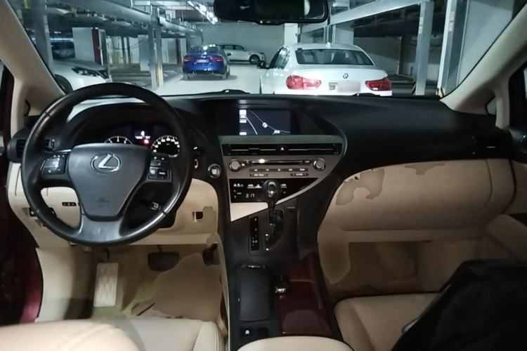 Used Lexus RX Classic 2011 270 Luxury Edition Center Console