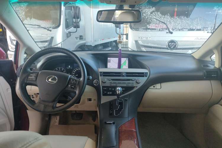 Used Lexus RX Classic 2011 270 Luxury Edition Center Console
