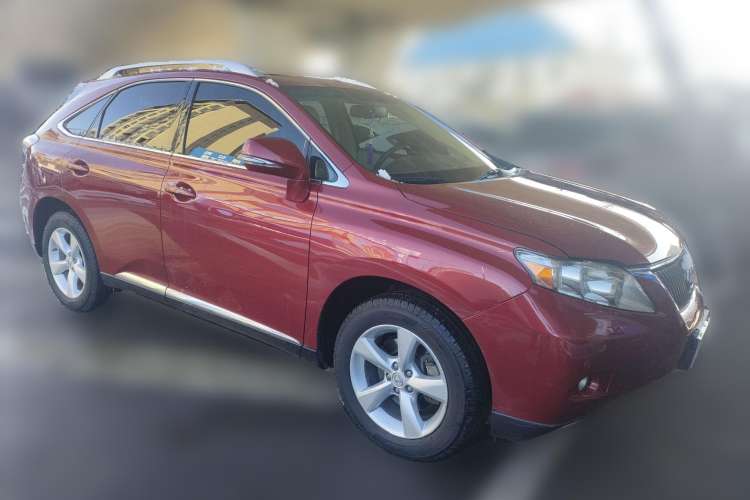 Used Lexus RX Classic 2011 270 Luxury Edition Front Right 45 Deg